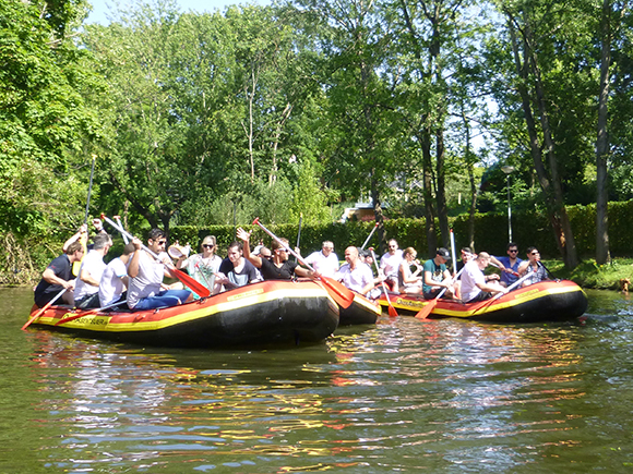 MIT DEM SCHLAUCHBOOT ÜBER DIE OKER